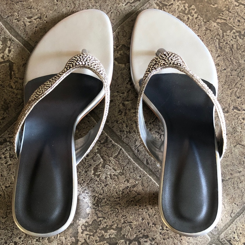 Women's Silver Beaded Thong Sandals - Elegant Silver Flip Flops